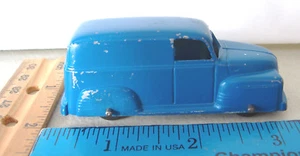 TOOTSIETOY~1950 CAMION CON PANNELLI CHEVY~LUNOTTO APERTO~BLU - Foto 1 di 8