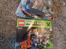 LEGO Minecraft: The Cave (21113)