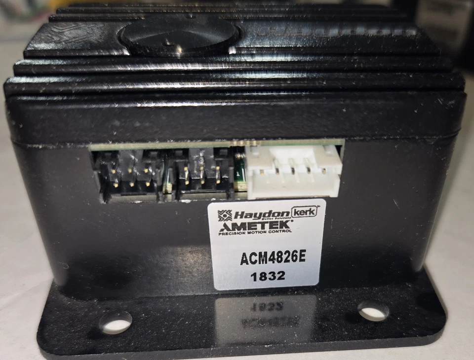 Actuador lineal paso a paso híbrido Foto 1 de 1