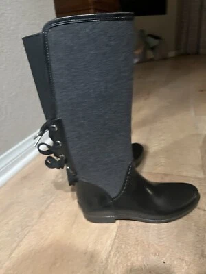 Botas de lluvia Michael Kors Larson espalda encaje, franela/caucho, talla 10 negras EE. UU. Foto 1 de 4