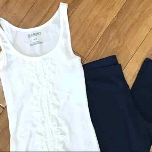 White tuxedo ruffle tank top and navy blue leggings outfit set - summer beach - Picture 1 of 6