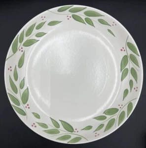 Italian Hand Made Pasta Serving Bowel~ Green Leaves & Red Berries - Picture 1 of 5