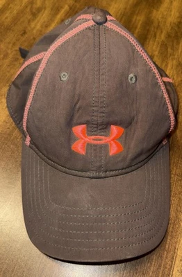 Sombrero Under Armour Gris Logo Rosa - Sombrero de Trabajo Ajustable para Mujer Billete Corto OSFA Foto 1 de 4