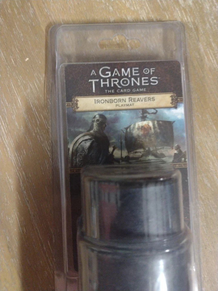 * Playmat Game of Thrones Ironborn Reavers. 14" X 24" T4 - Image 1 of 3