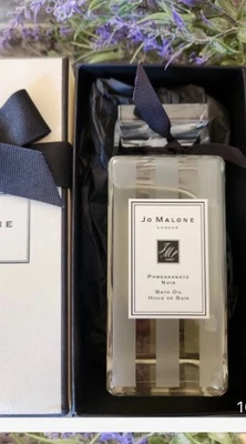 Jo Malone Pomegranate Noir Bath Oil SUPERSIZE 200ml Glass Bottle Gift Box & Bag - Image 1 of 4