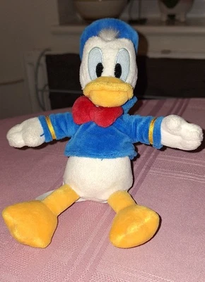 Small Disney Store Official Donald Duck Soft Toy Plush - Image 1 of 3