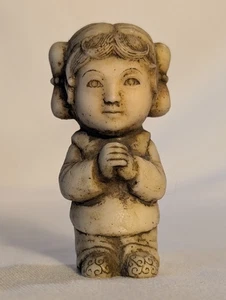 Vintage Japanese resin girl praying natsuke okimono style figurine Asian prayer - Picture 1 of 12