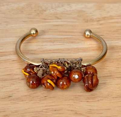 复古 Miriam Haskell 小号串珠 Cha Cha 开放式袖口手链金色签名 — 第 1/4 张图片