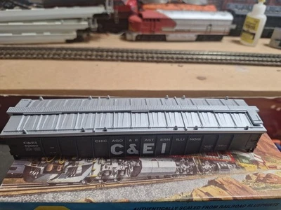 HO 50' Covered Gondola - Image 1 of 4