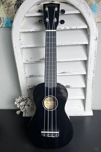 Brand New HAMANO Soprano Ukulele BLACK LAQUERED U-30BK - Picture 1 of 8