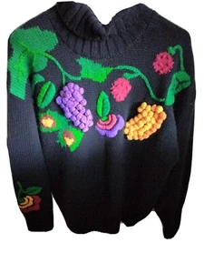 Vintage 80er OUTLANDER schwarz bestickt 3D Trauben Rollkragen Pullover Ski Large - Bild 1 von 8