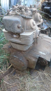 HONDA CB200E ENGINE FOR BREAK IN PARTS***NOT COMPLETE***** - Picture 1 of 3