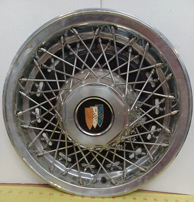 1978 - 1979 别克 Lesabre Park Avenue Electra 15 英寸钢丝轮盖 — 第 1/4 张图片