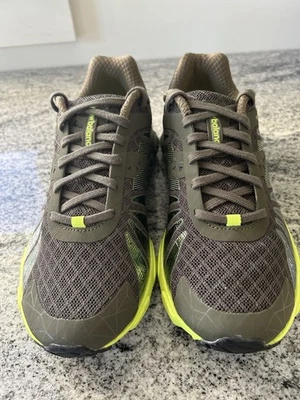 New Balance Womens 9.5 Heidi Klum Rev Lite Running Shoes  Green&Brown New - Image 1 of 4