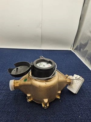 M&E PD25 1"  Positive Displacement Water Meter US GALLONS - Image 1 of 4