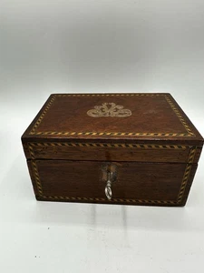 Antiker viktorianischer Eichenschreibtisch Schreibschräge um 1890 Intarsien mit Schlüssel - klein 8 Zoll - Bild 1 von 13