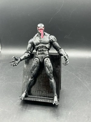 Boneco Marvel Legends Venom versão filme 2020 Hasbro Loose Symbiote incompleto - Imagem 1 de 4