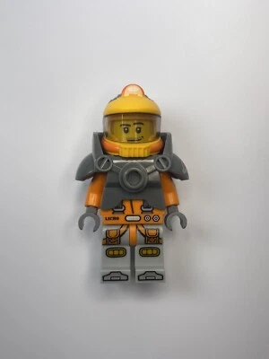 LEGO CMF Series 12 Minifigure - Space Miner (col12-6 col184) 71007 - RETIRED - Image 1 of 2