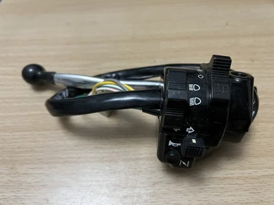 SUZUKI GP100 GP125 POSVENTA INTERRUPTOR MANO IZQUIERDA MONTAJE NOS CON PALANCA EMBRAGUE Foto 1 de 3