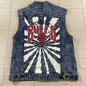 Chicago Bulls Blue Sleeveless Button Up Denim Vest XL - Picture 1 of 10