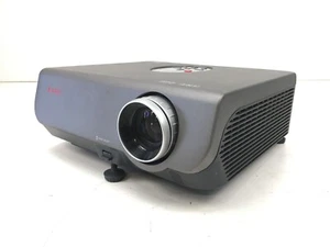 Eiki DLP Projector EIP-3000N - Picture 1 of 9