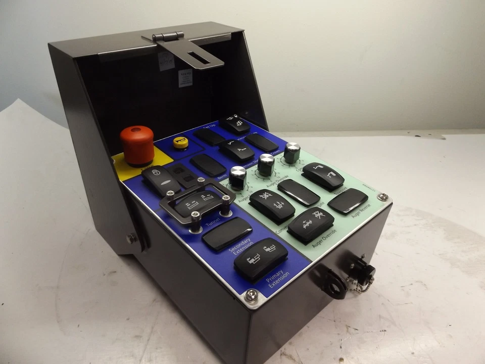 VOLVO ULTIMAT 200 CONTROL BOX NEW IN BOX OEM VOE 12799281 12793132 - Image 1 of 4