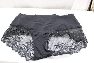 Calcinha feminina Spanx S/P preta nylon/elastano renda sem linhas de calcinha - Imagem 1 de 4