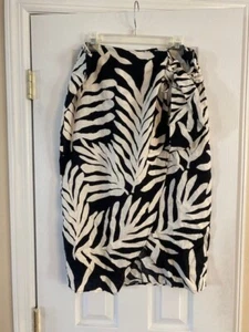 H&M Women's Black White Linen Blend Tropical Print Floral Wrap Skirt Size 14 - Picture 1 of 11