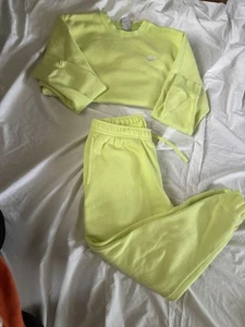 Men's Nike Club Fleece Sweatsuit Tracksuit Set Size  M Neon Volt Spring NWT - Picture 1 of 12