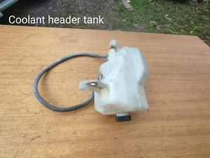 Nissan Serena C25 coolant water header tank - Picture 1 of 1