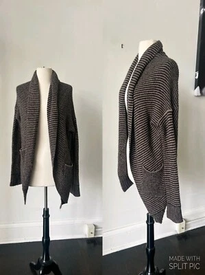 Cárdigan suéter a rayas asimétrico con bolsillos Foto 1 de 4