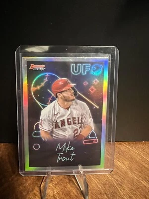 2022 Bowman's Best #UFO1 Mike Trout UFO Insert Los Angeles Angels - Image 1 of 2