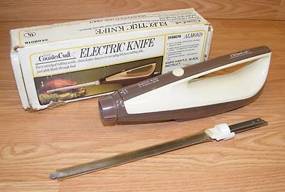 Cuchillo eléctrico Sears Counter Craft Almond (68018) 120 voltios hoja de 2 posiciones  Foto 1 de 4