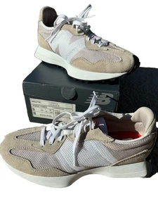 New Balance 327 Beige White Suede Trainers Women's Sz 9 WS327HD Running Sneakers - Picture 1 of 12