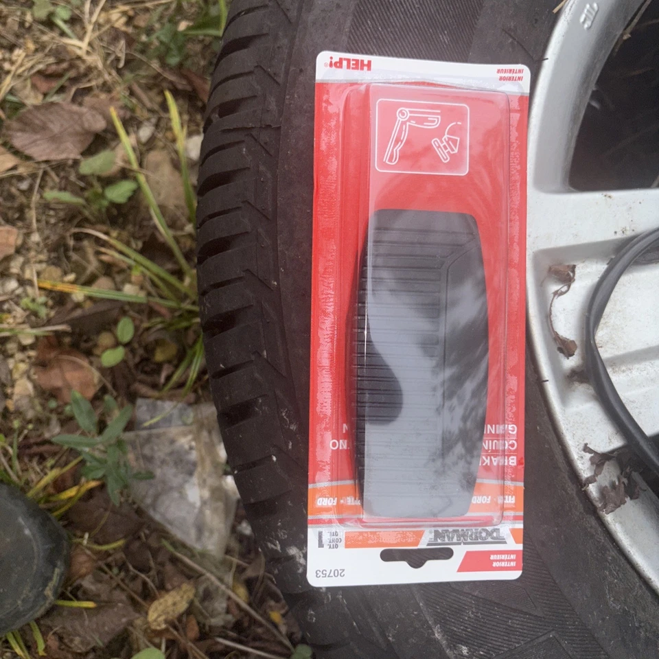 Pastilla de pedal de freno Dorman para transmisión automática Ford Truck Bronco 76-96 Foto 1 de 1