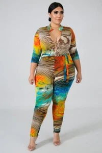 Plus Size Stretchy Multi-Print/Color Jumpsuit w/Belt & Zipper. Plus Size 2XL. - Picture 1 of 3