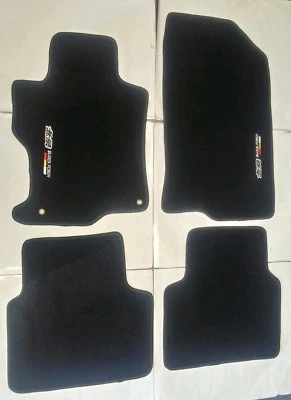 Alfombrillas alfombra negra de nailon para Honda Accord 08-12 4 piezas con emblema  Foto 1 de 4
