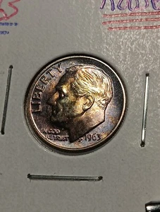 👉1963 -Roosevelt Dime Stunning Purple Toning Bu Choice A/398 - Picture 1 of 5