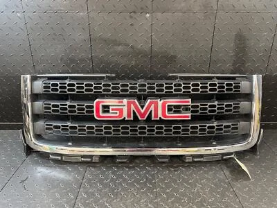 2011 - 2014 GMC Sierra 2500 Black/Chrome Grille w/Badge Foto 1 de 4