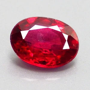 0,30 kt seltenster ovaler (4 x 3 mm) 100 % natürlicher roter Saphir lose Edelsteine - Bild 1 von 7