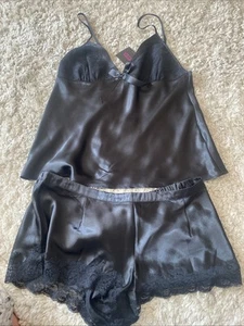Lovely Satin New With Tags La Senza Shorty Pyjamas Size 12 - Picture 1 of 3