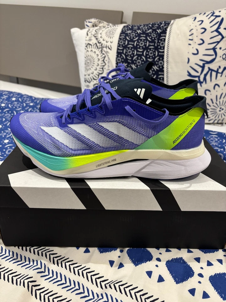 adidas adizero boston M 12 taille 45 1/3 - Photo 1/4