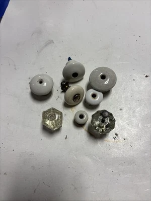 Lote De Colección De 8 Varios Tiradores De Porcelana De Cristal Blanco Foto 1 de 4