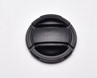 Fujifilm X 58mm Pinch Style Front Lens Cap (#9318) - Image 1 of 2