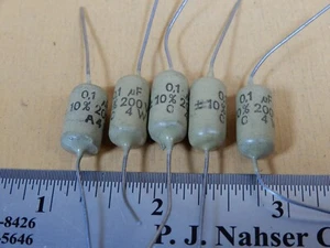 Mullard? Condensadores Mostaza .1uf 200V 10% Cantidad 5 Muestras Nuevo de Lote Antiguo Mostrado Apretado - Imagen 1 de 7