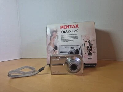 Pentax Optio L30 7.1MP Compact Digital Camera Silver - Tested & Working Free P&P - Image 1 of 4