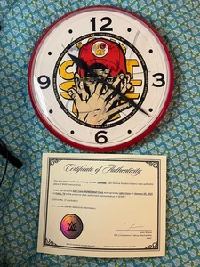 RARO Reloj de Pared Autografiado John Cena "Tu Tiempo Es Ahora" Certificación WWE - Imagen 1 de 5