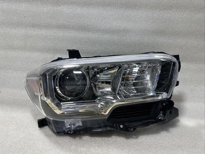 HEADLIGHT FOR TOYOTA TACOMA RIGHT PASSENGER SIDE TYC 2016-2021 - Image 1 of 4