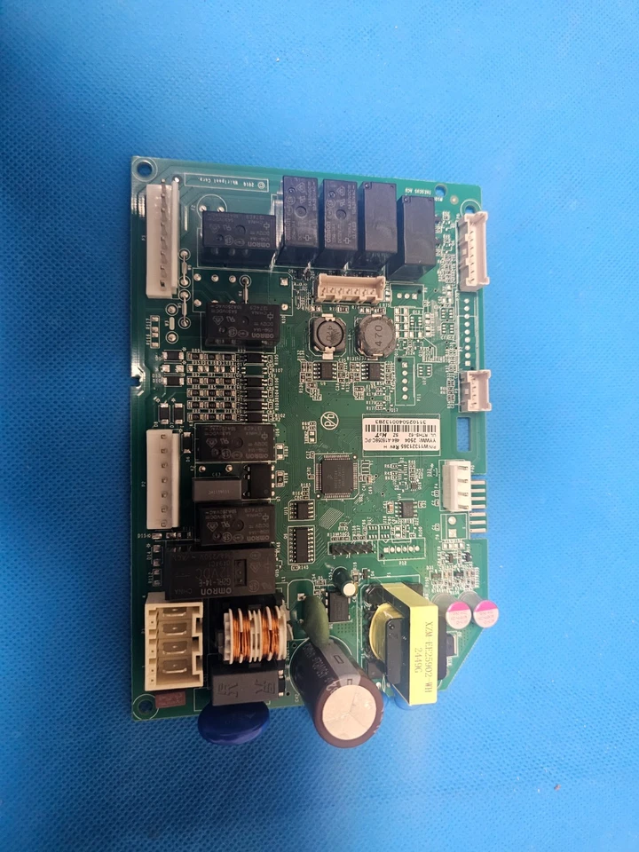 Brand New!! Genuine OEM Whirlpool Refrigerator Control Board Part# W11556912 - Image 1 of 3