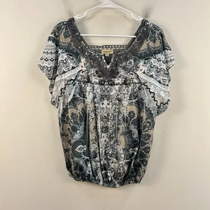 One World Womens Medium Blosue Top Gray Blue Floral Short Bell Sleeve Knit 23201 - Picture 1 of 9